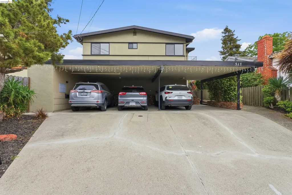 Albany CA, 517 Stannage Avenue