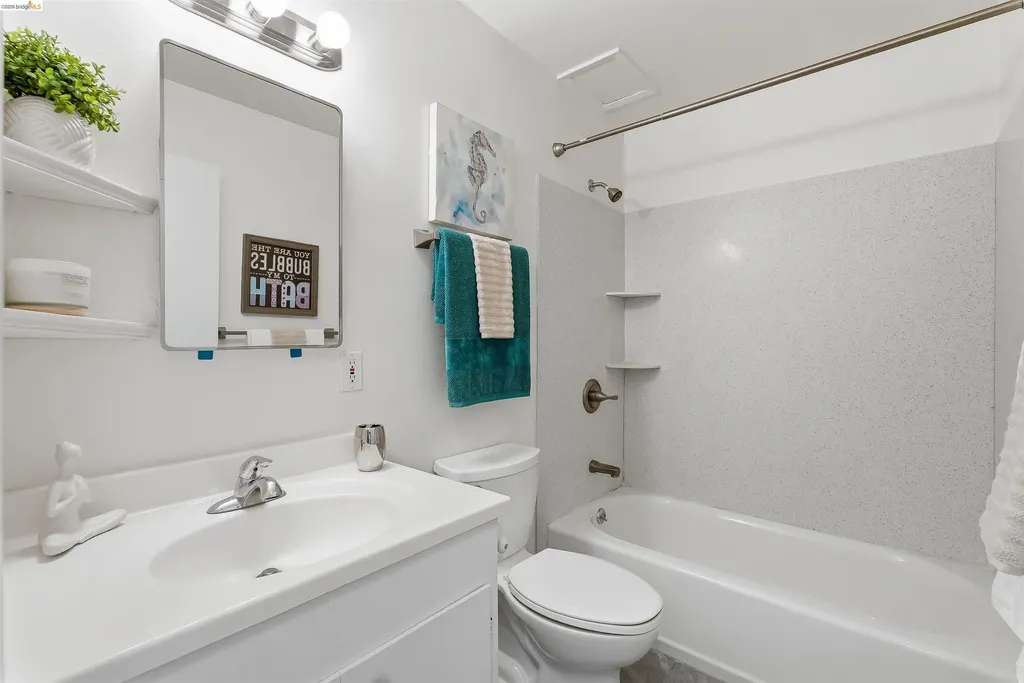517 Stannage Avenue Albany CA 94706