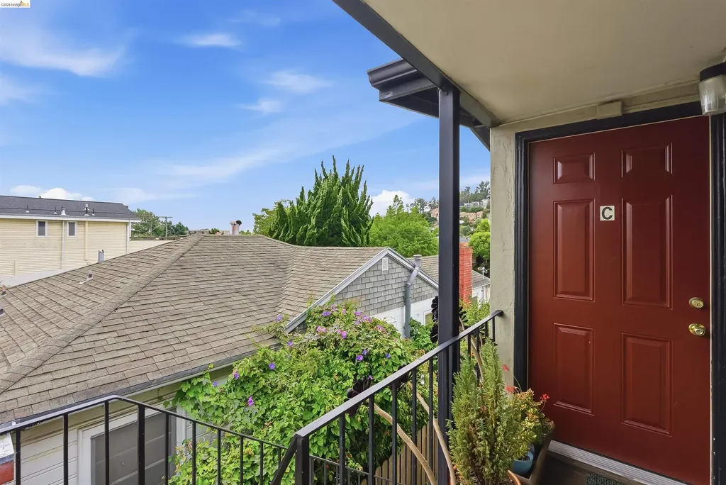 517 Stannage Avenue Albany CA 94706