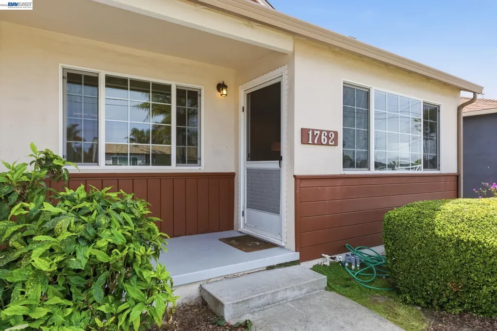 1762 Via Redondo San Lorenzo CA 94580