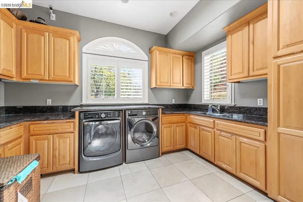 44969 Vista Del Sol Fremont CA 94539