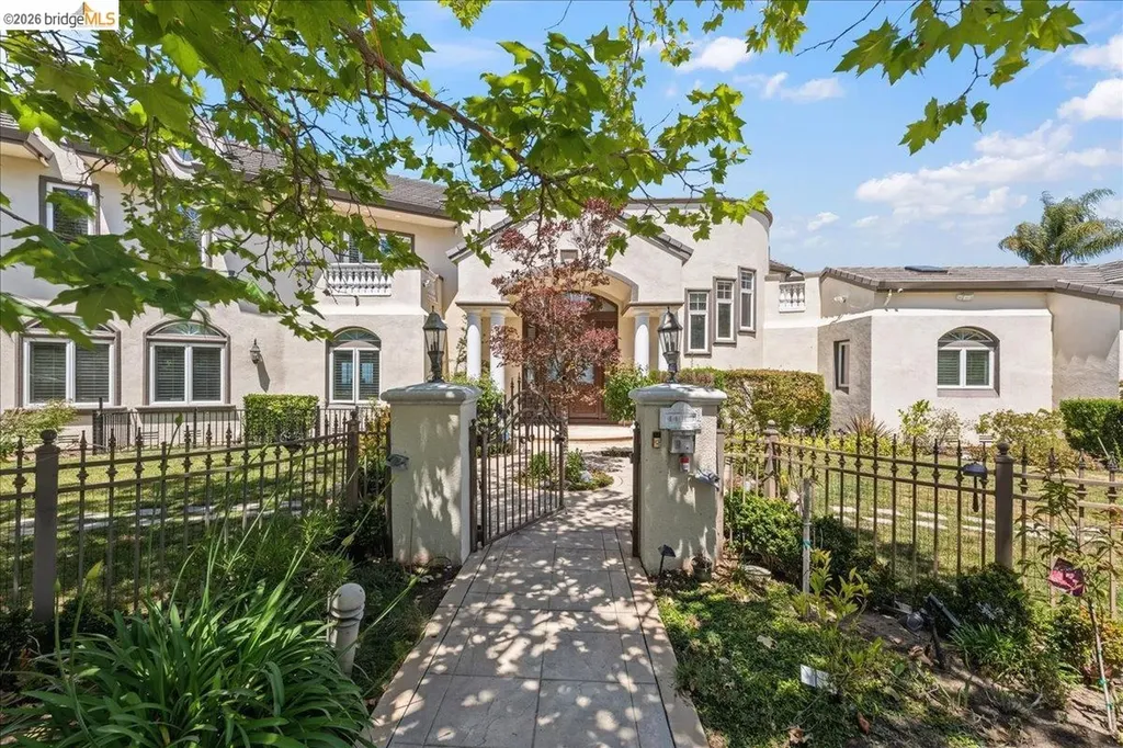 44969 Vista Del Sol Fremont CA 94539