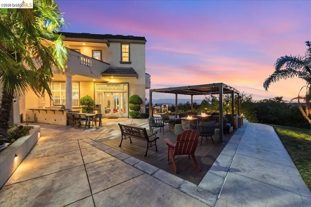 44969 Vista Del Sol Fremont CA 94539