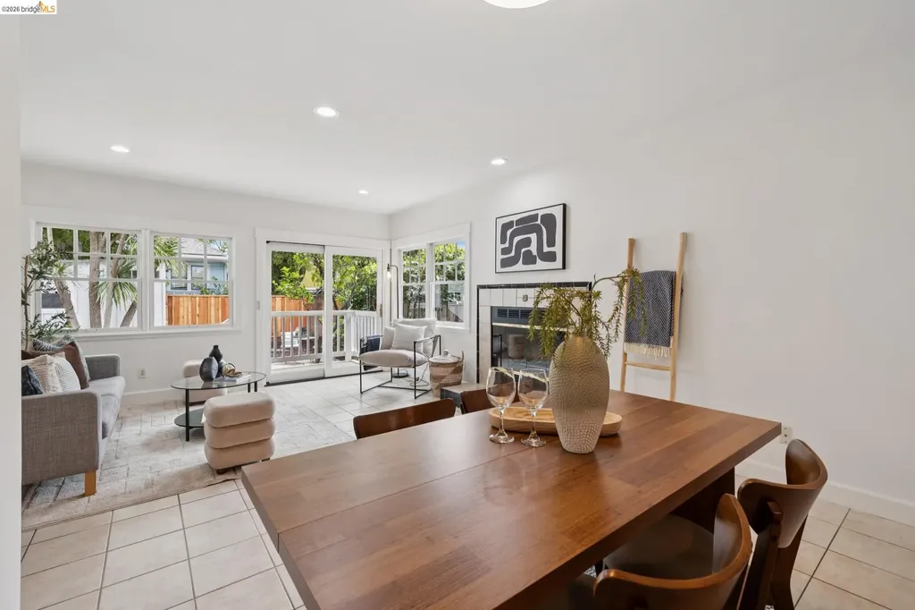 5360 James Avenue Oakland CA 94618