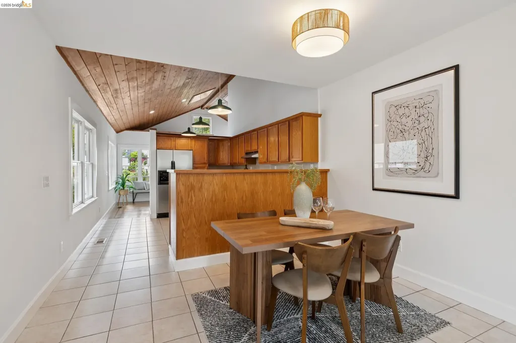 5360 James Avenue Oakland CA 94618