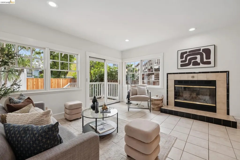 5360 James Avenue Oakland CA 94618