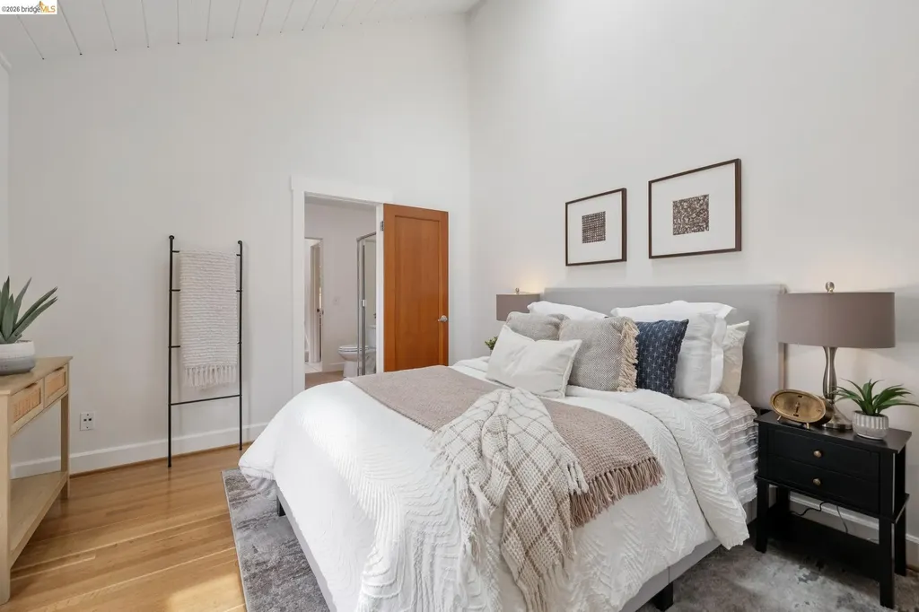 5360 James Avenue Oakland CA 94618