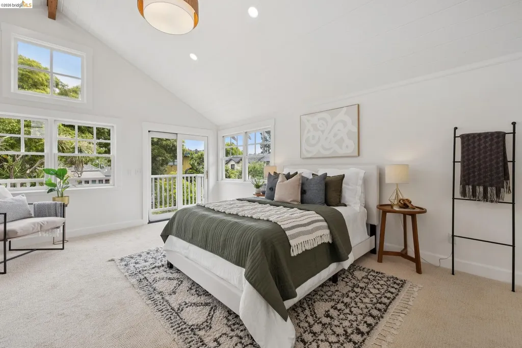 5360 James Avenue Oakland CA 94618