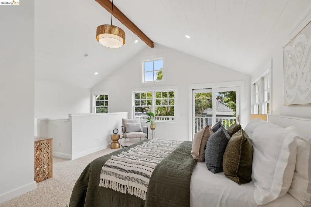 5360 James Avenue Oakland CA 94618