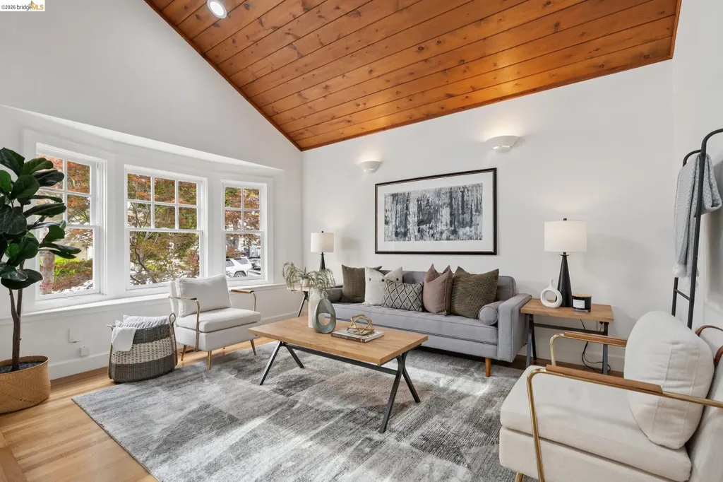5360 James Avenue Oakland CA 94618