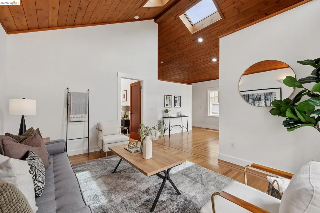 5360 James Avenue Oakland CA 94618