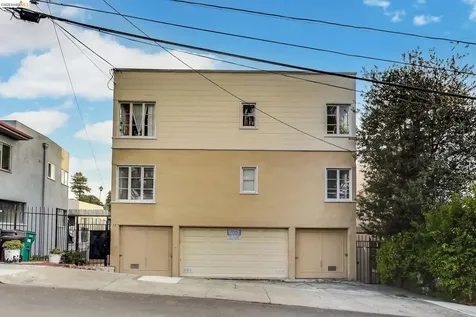 33 Home Place Oakland CA 94610