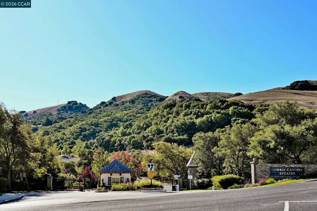 243 Lyndhurst Place San Ramon CA 94583