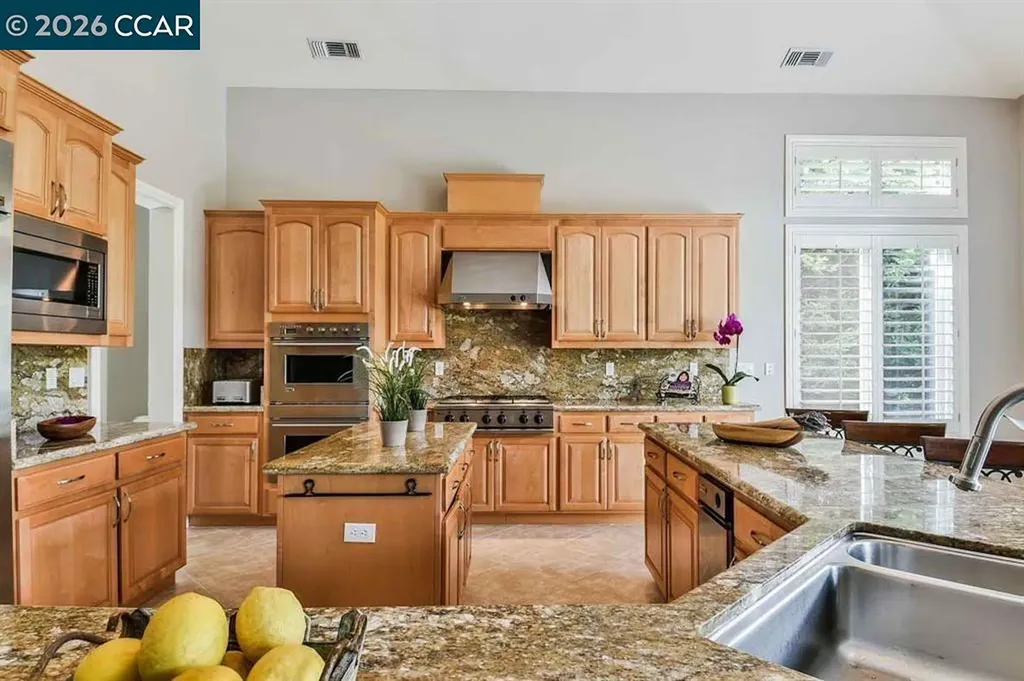 243 Lyndhurst Place San Ramon CA 94583