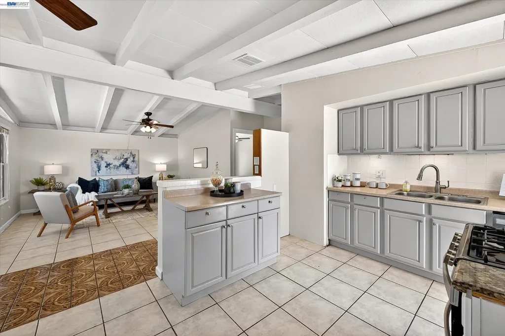 471 Bernal Avenue Livermore CA 94551