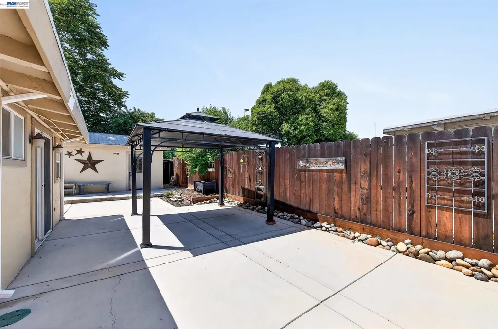 471 Bernal Avenue Livermore CA 94551