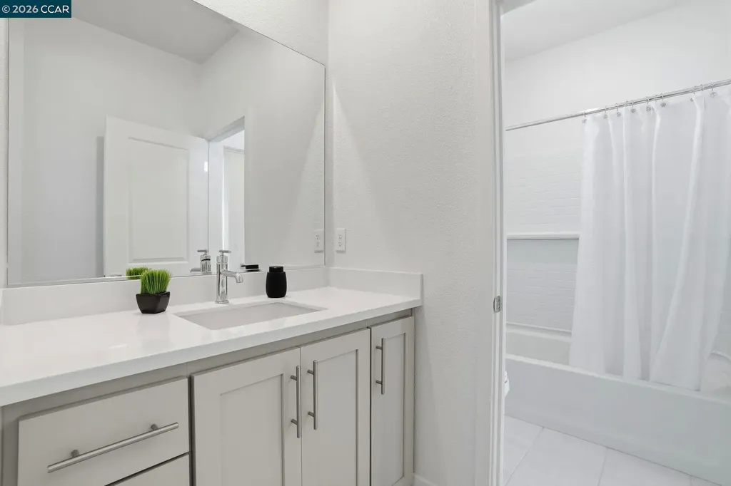 5911 Silhouette Way Dublin CA 94568