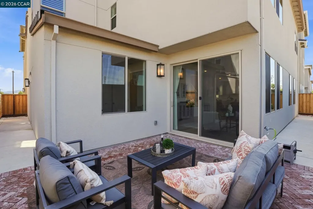5911 Silhouette Way Dublin CA 94568