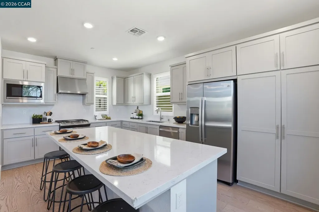 5911 Silhouette Way Dublin CA 94568
