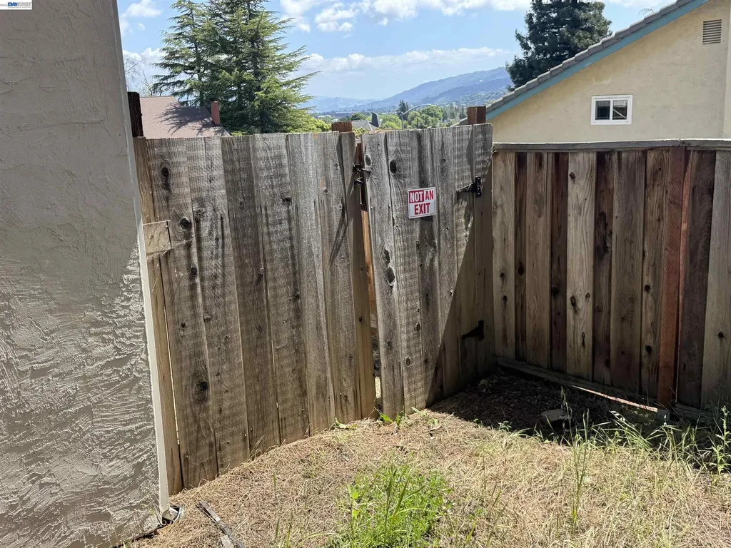 8206 Rhoda Avenue Dublin CA 94568