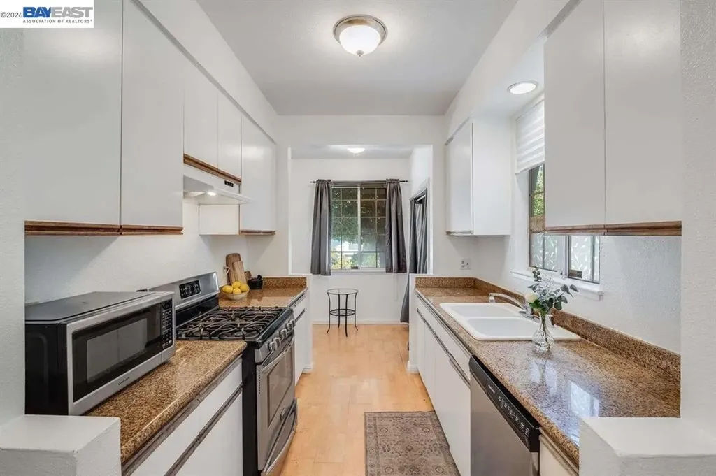 1486 Adeline Street Oakland CA 94607