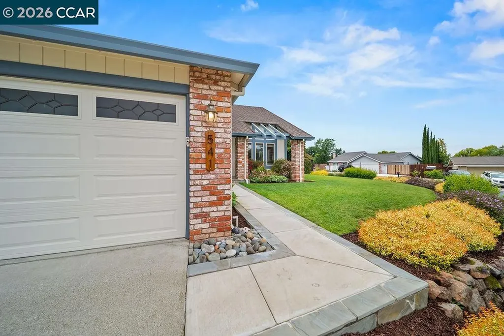 541 Mt Davidson Court Clayton CA 94517
