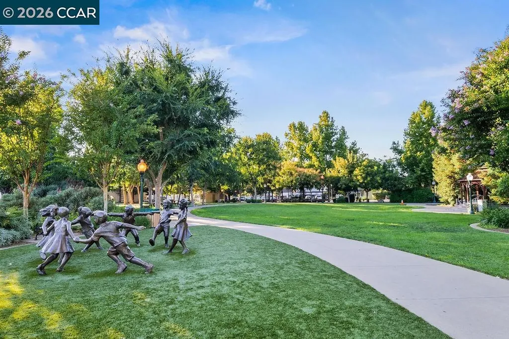 541 Mt Davidson Court Clayton CA 94517