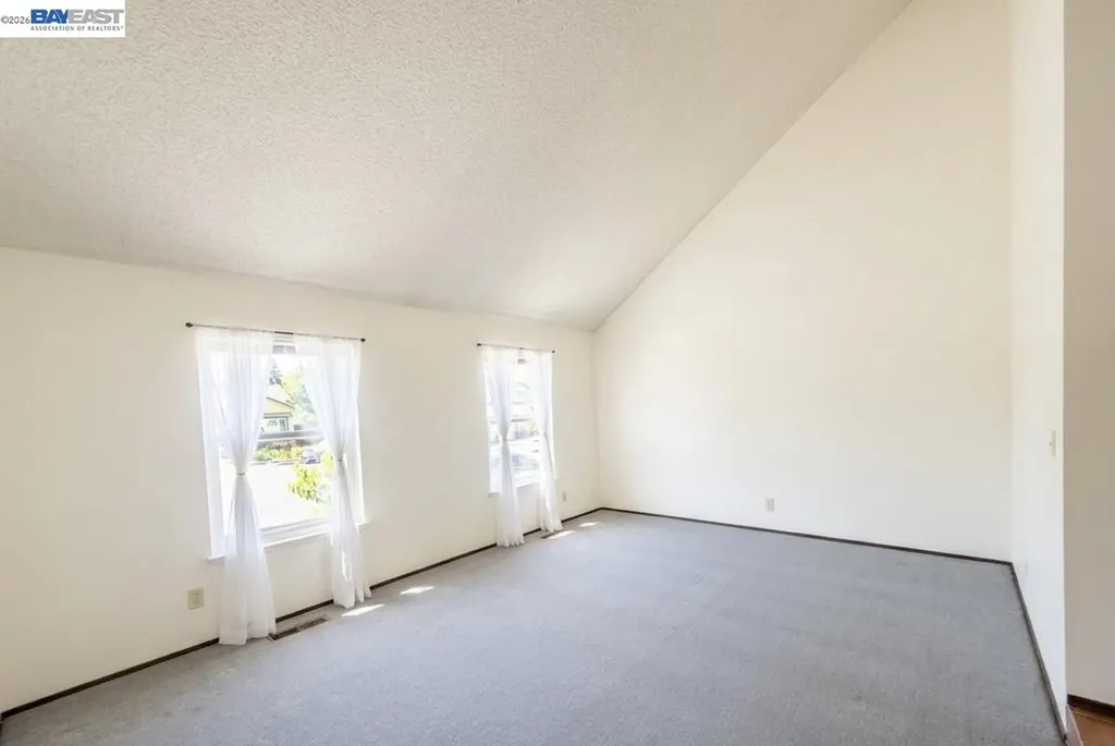 1936 Corte Cruz Pinole CA 94564