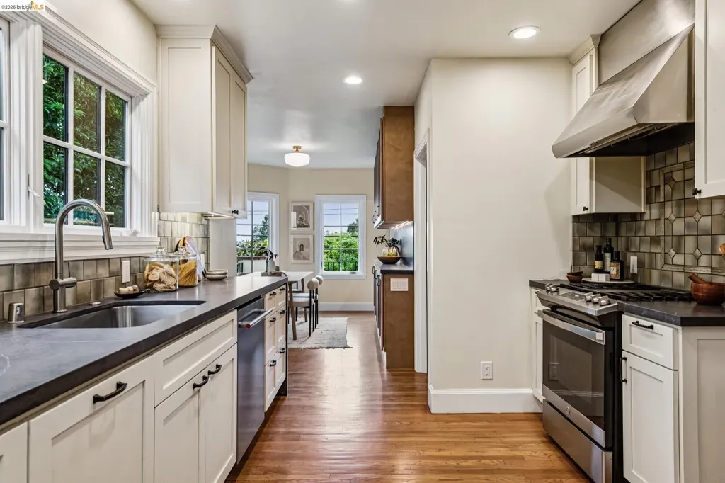 1915 Thousand Oaks Boulevard Berkeley CA 94707