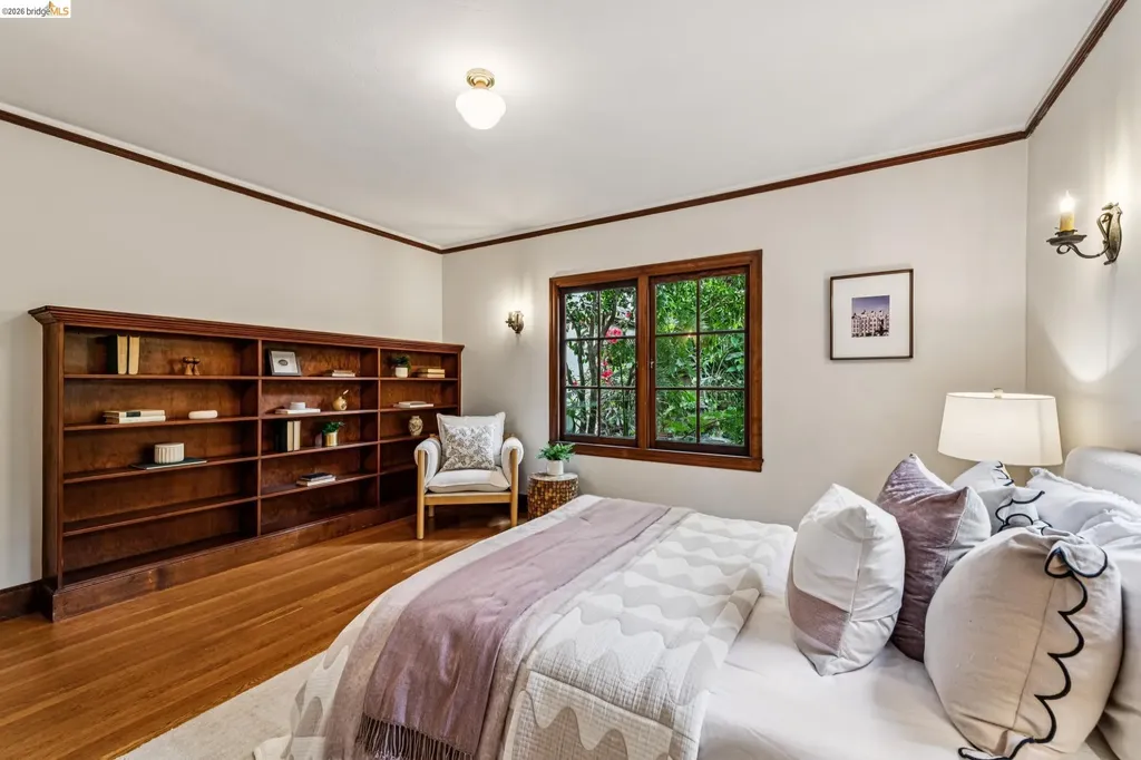 1915 Thousand Oaks Boulevard Berkeley CA 94707