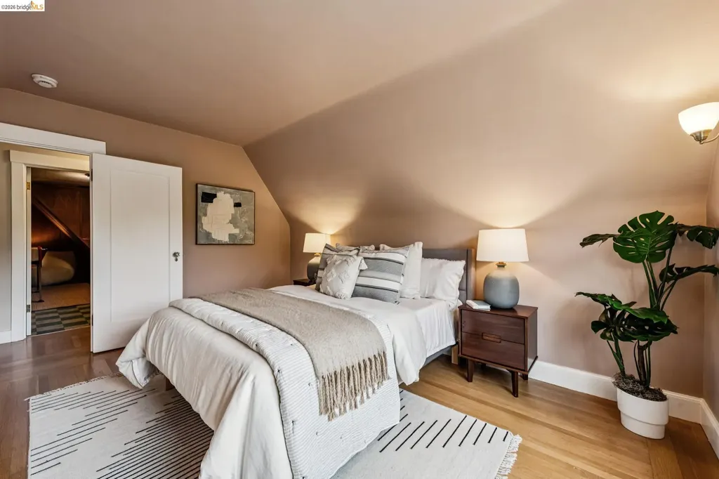 1915 Thousand Oaks Boulevard Berkeley CA 94707