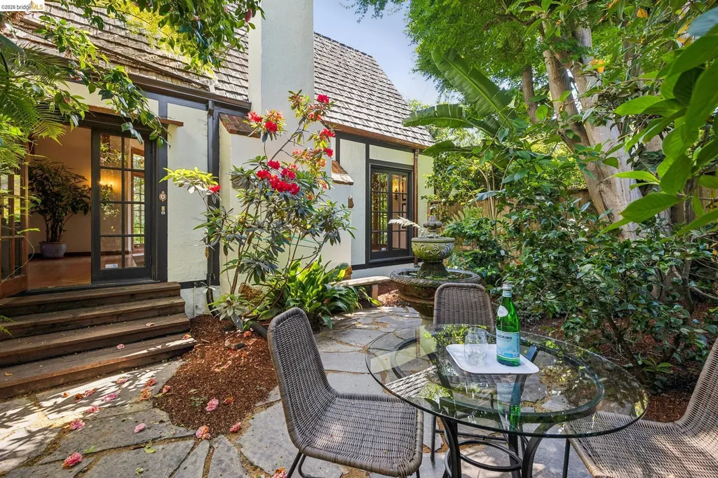 1915 Thousand Oaks Boulevard Berkeley CA 94707
