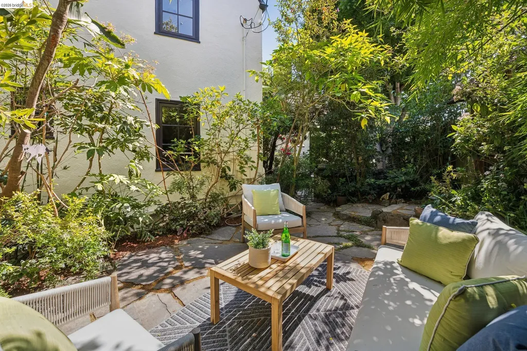 1915 Thousand Oaks Boulevard Berkeley CA 94707