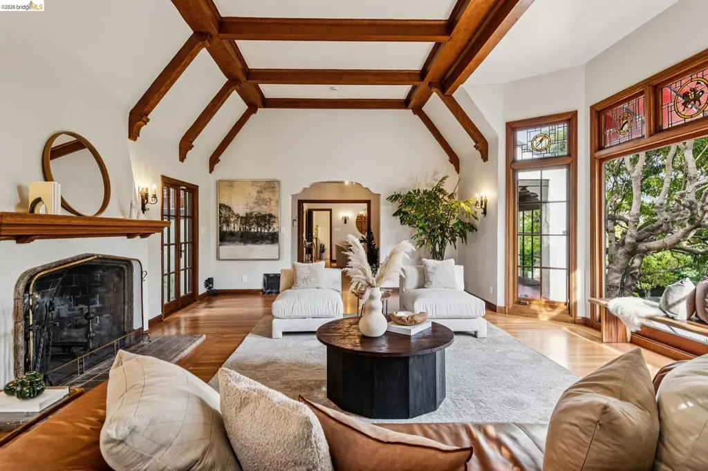 1915 Thousand Oaks Boulevard Berkeley CA 94707