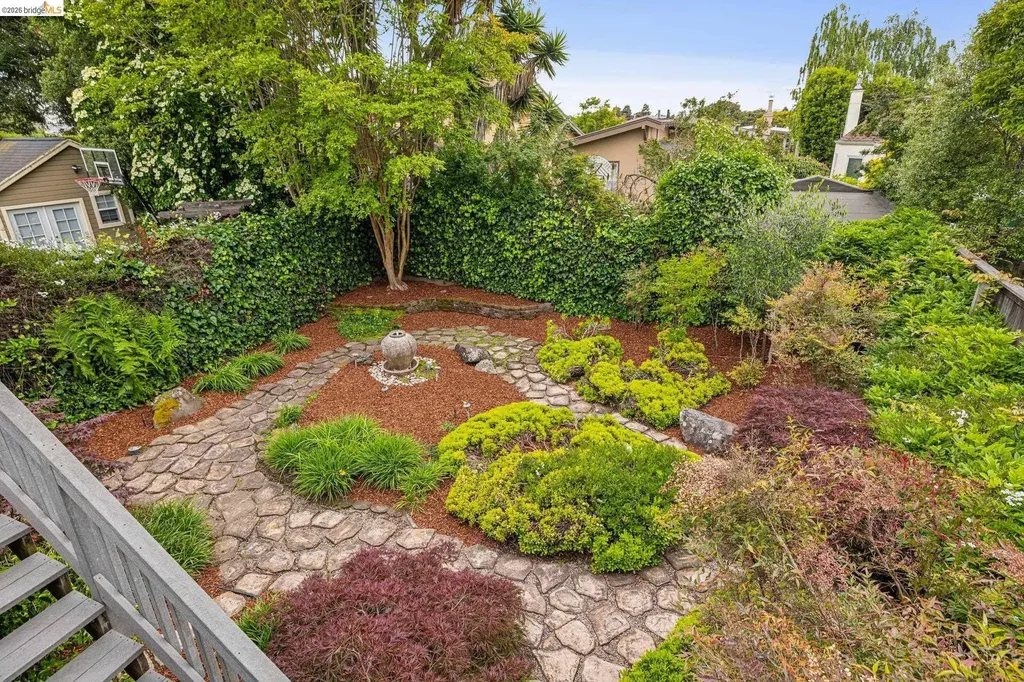 922 Carmel Avenue Albany CA 94706