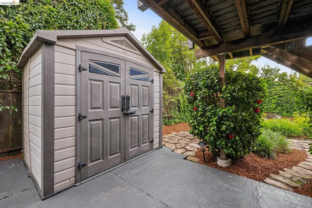 922 Carmel Avenue Albany CA 94706