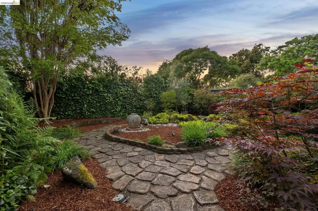 922 Carmel Avenue Albany CA 94706