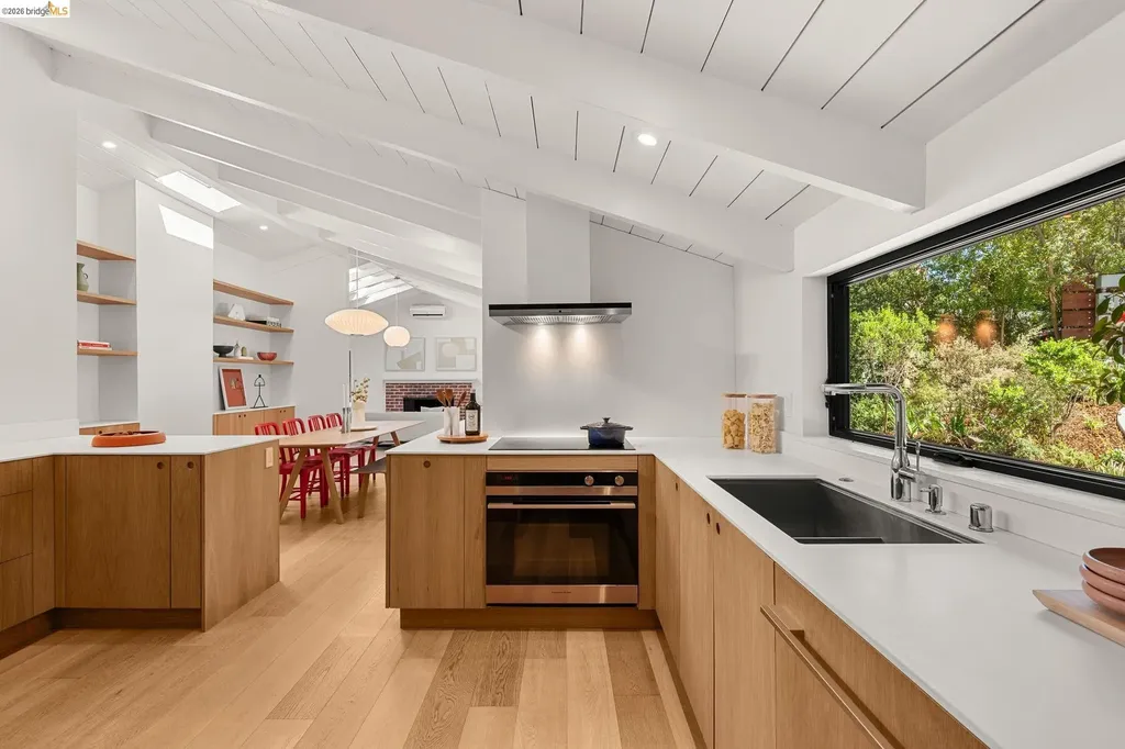 655 Vistamont Avenue Berkeley CA 94708