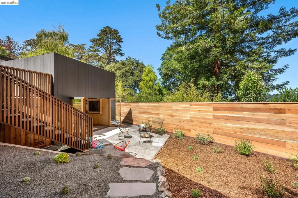 655 Vistamont Avenue Berkeley CA 94708