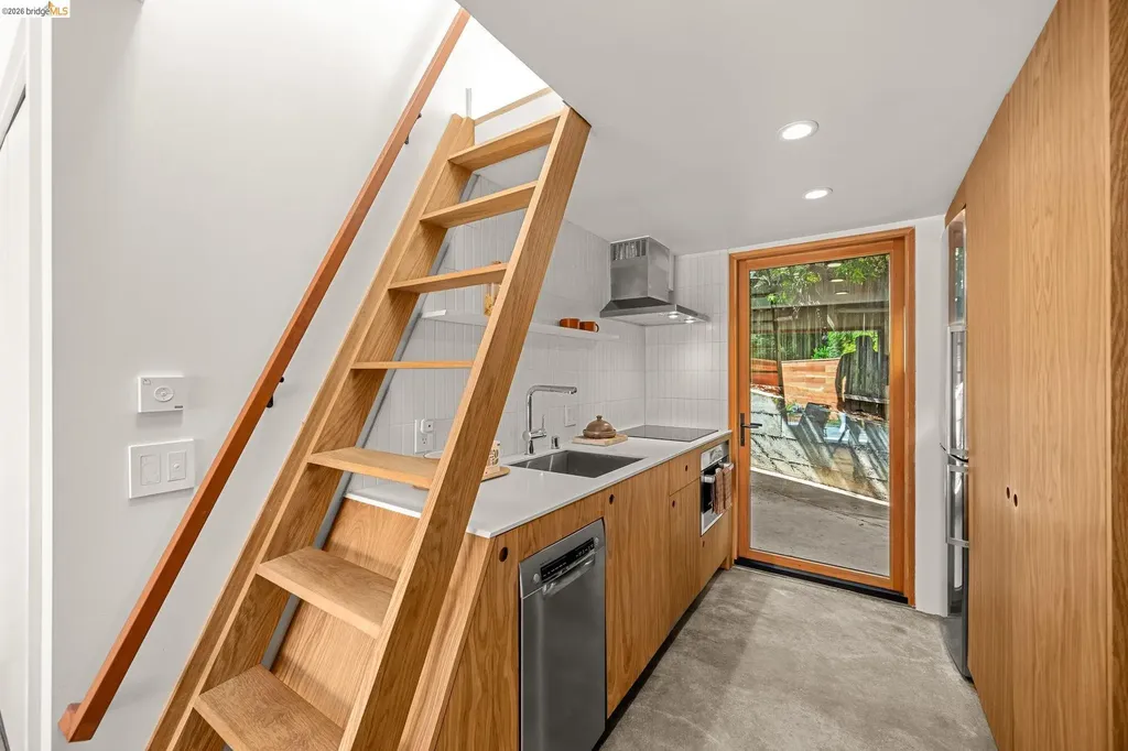 655 Vistamont Avenue Berkeley CA 94708
