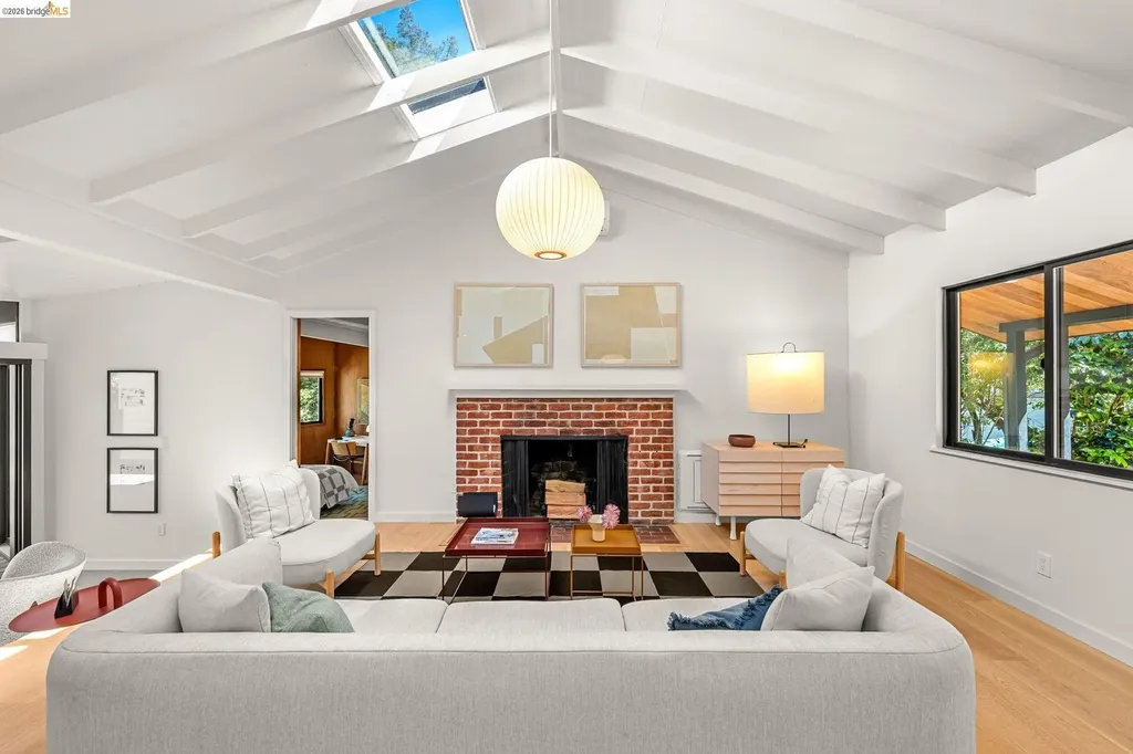 655 Vistamont Avenue Berkeley CA 94708