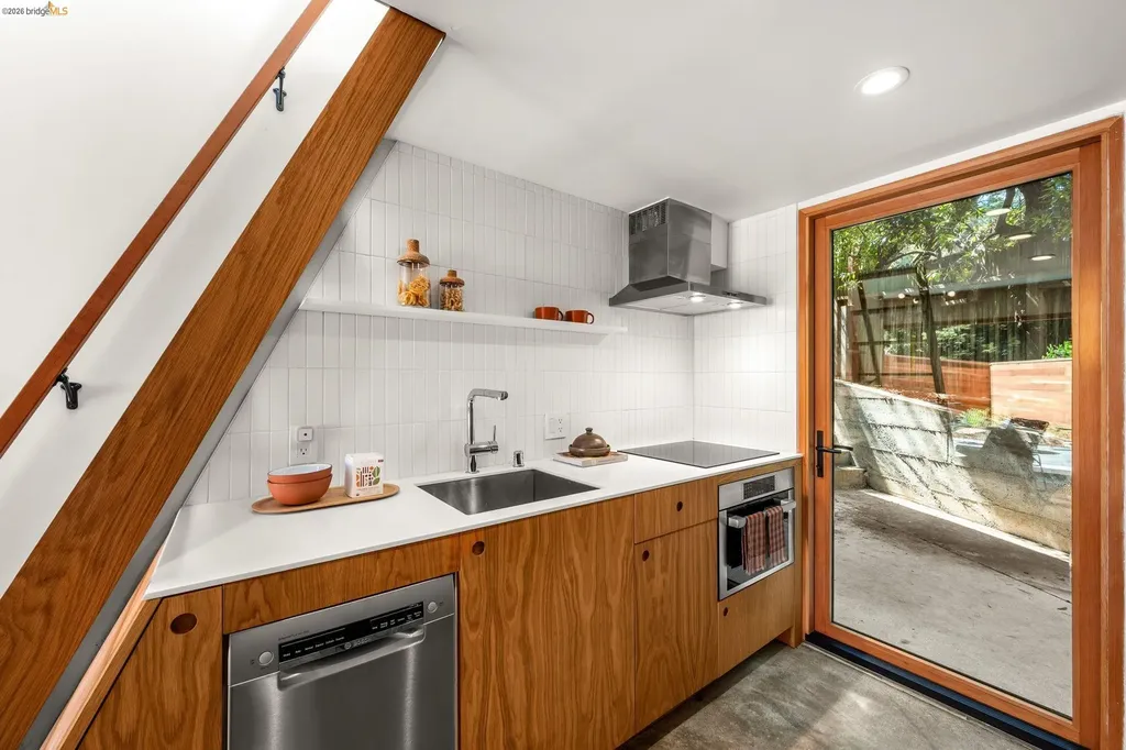 655 Vistamont Avenue Berkeley CA 94708