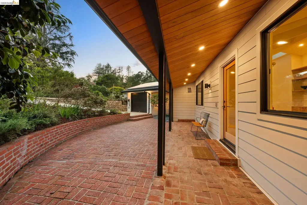 655 Vistamont Avenue Berkeley CA 94708