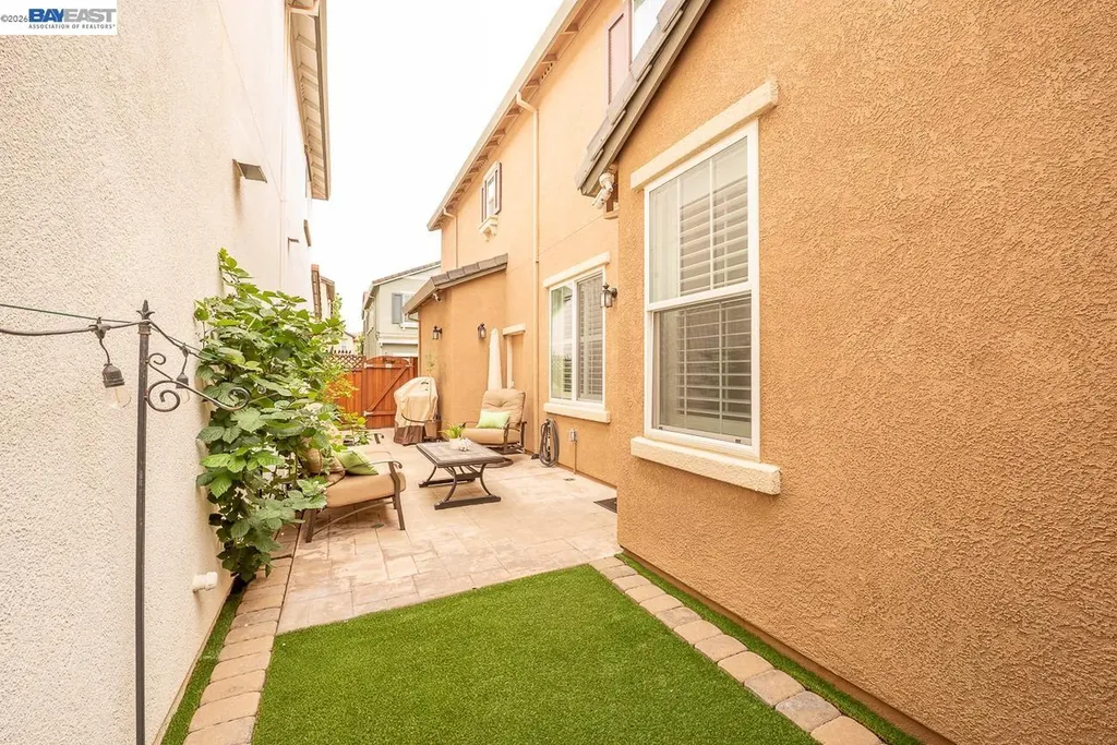2527 Coldstream Way Hayward CA 94545