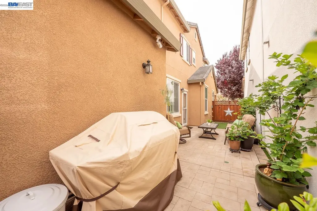 2527 Coldstream Way Hayward CA 94545