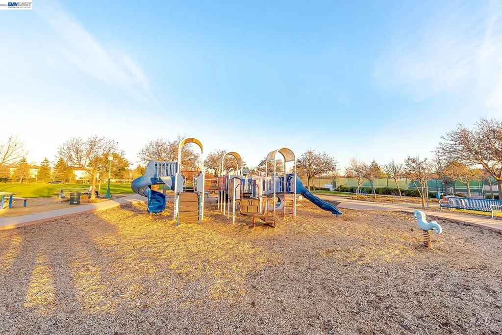 2527 Coldstream Way Hayward CA 94545