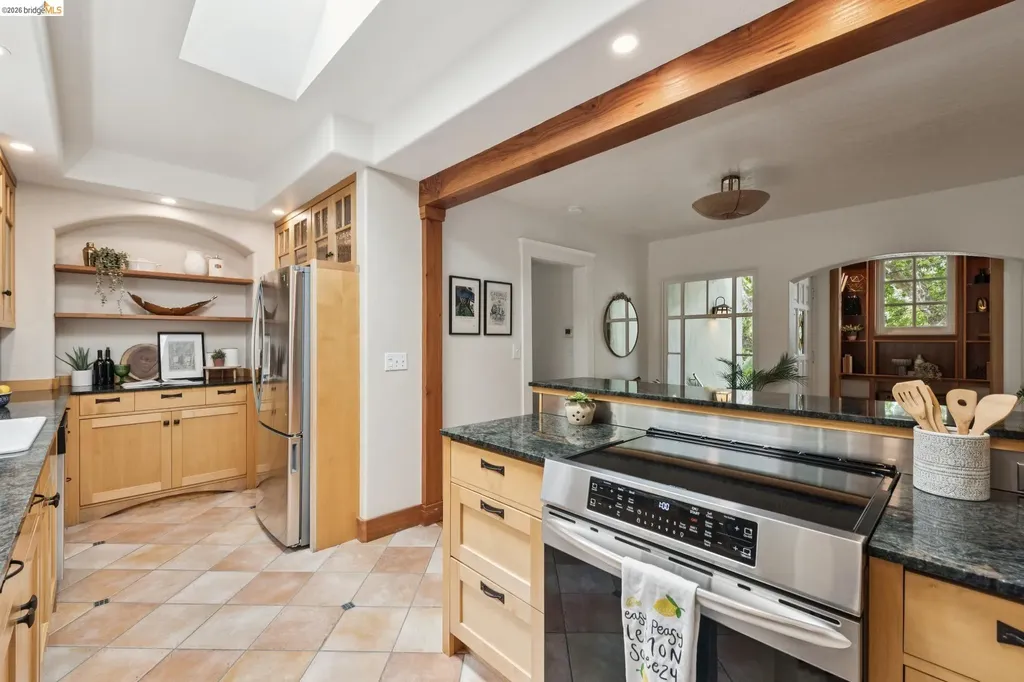 2370 Marin Avenue Berkeley CA 94708