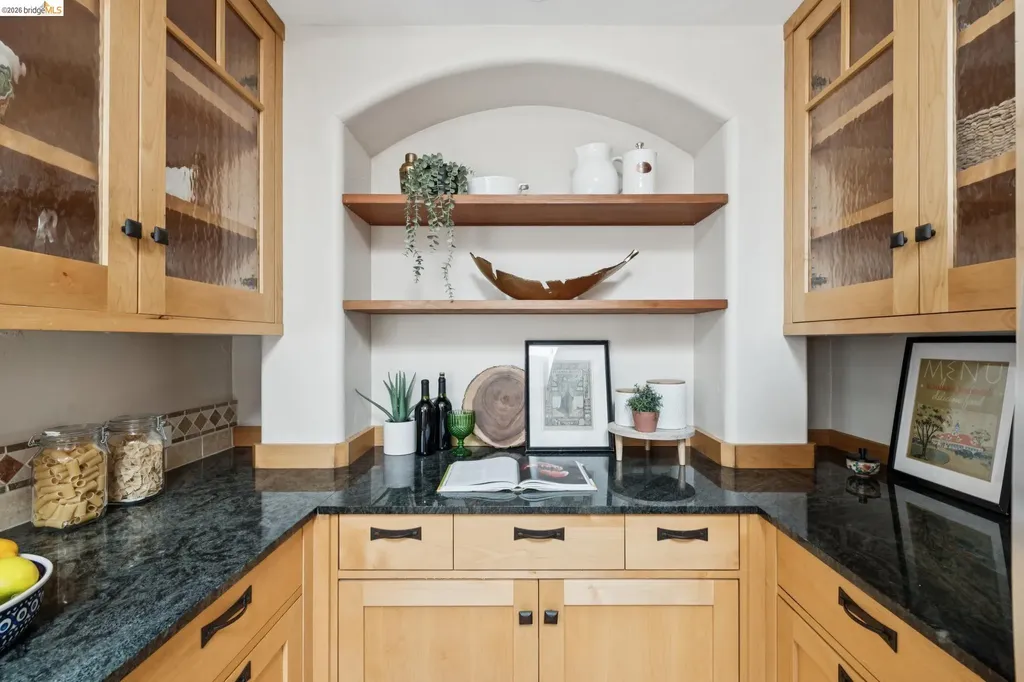 2370 Marin Avenue Berkeley CA 94708