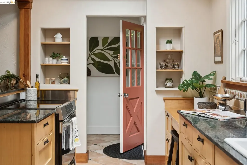 2370 Marin Avenue Berkeley CA 94708