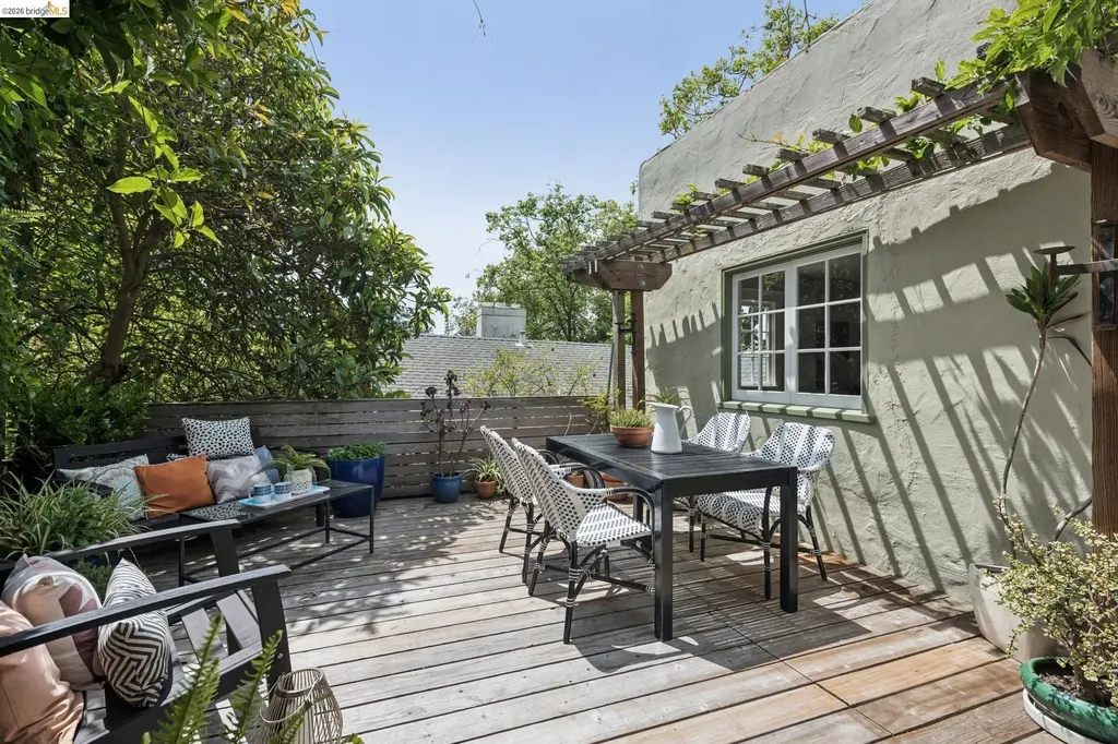 2370 Marin Avenue Berkeley CA 94708